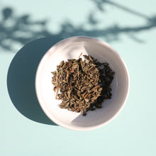 Load image into Gallery viewer, MINT TEA, PEPPERMINT, ORGANIC LOOSE LEAF IMAGE CLOSE UP
